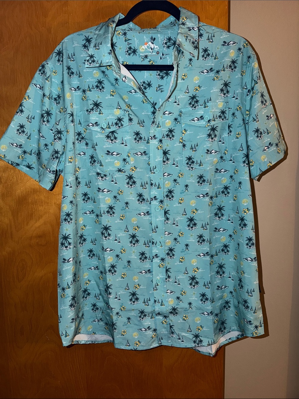 Men's Aqua Tropical Print Short Sleeve Button-Down Shirt